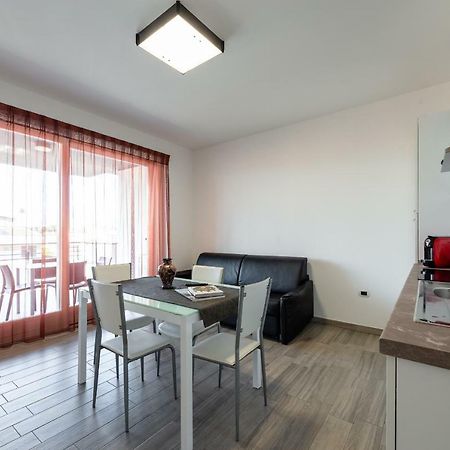 Boca Marina Aparthotel Alba Adriatica Ngoại thất bức ảnh