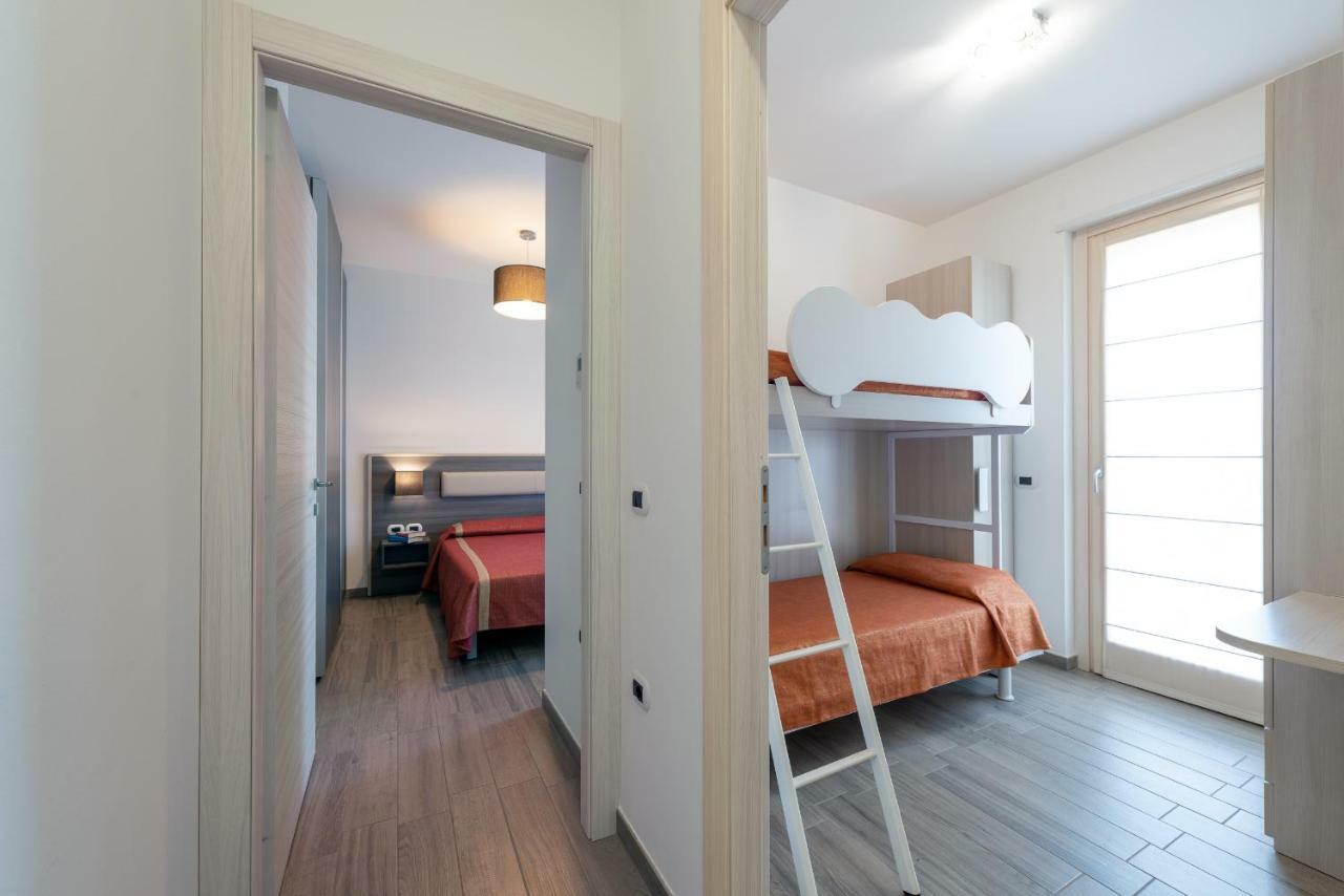 Boca Marina Aparthotel Alba Adriatica Ngoại thất bức ảnh