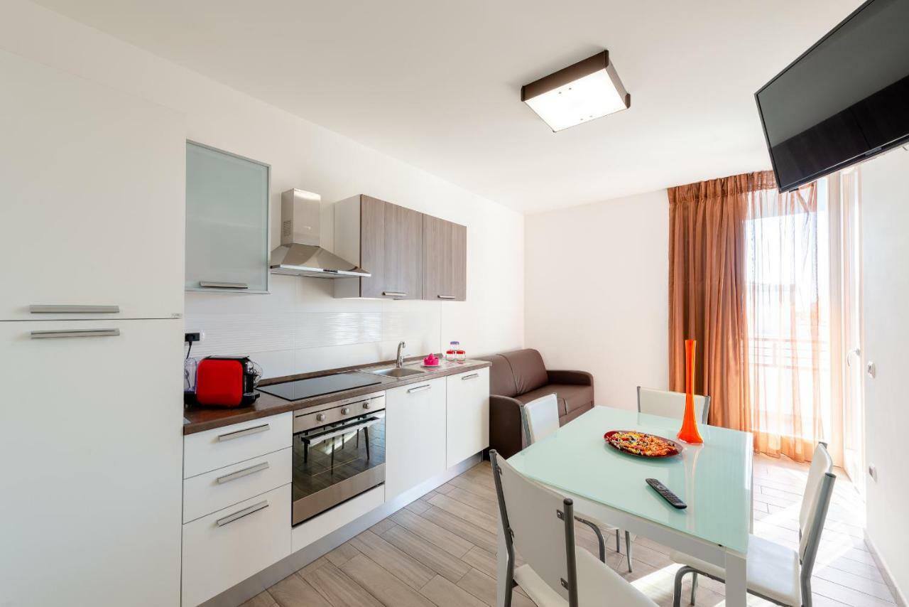 Boca Marina Aparthotel Alba Adriatica Ngoại thất bức ảnh