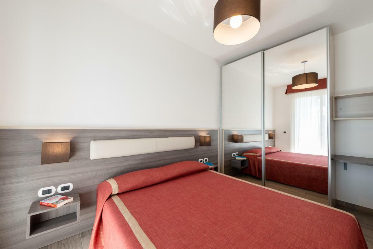 Boca Marina Aparthotel Alba Adriatica Ngoại thất bức ảnh