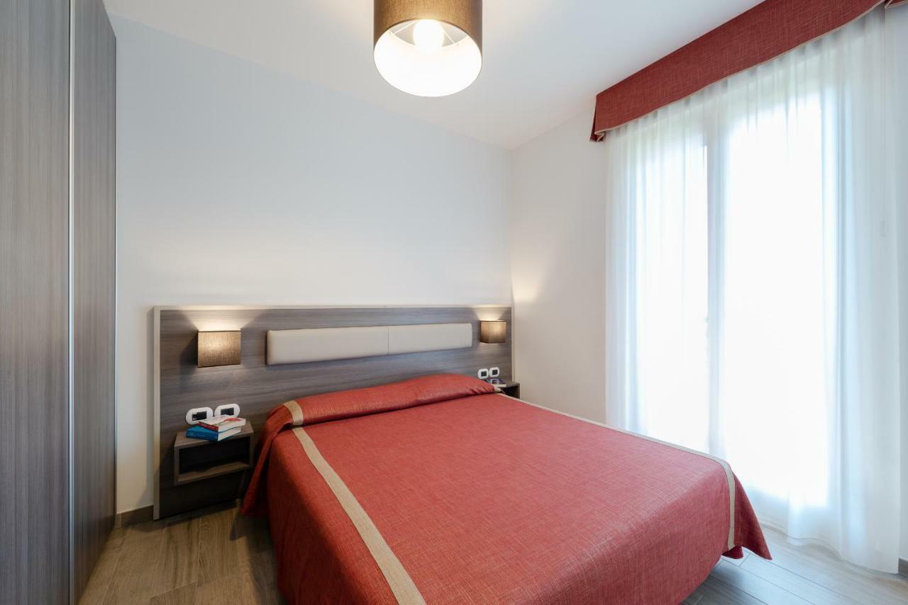 Boca Marina Aparthotel Alba Adriatica Ngoại thất bức ảnh