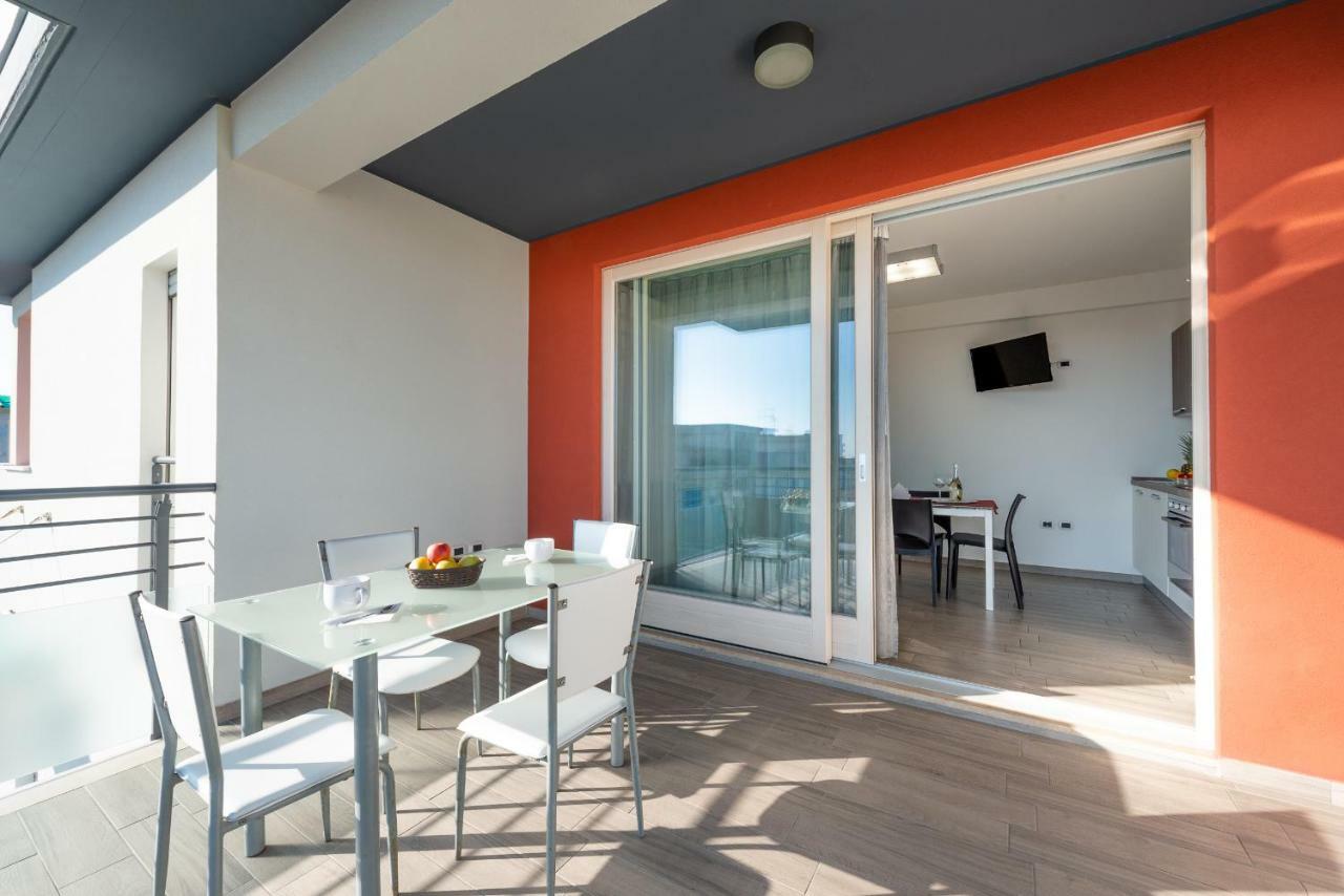 Boca Marina Aparthotel Alba Adriatica Ngoại thất bức ảnh